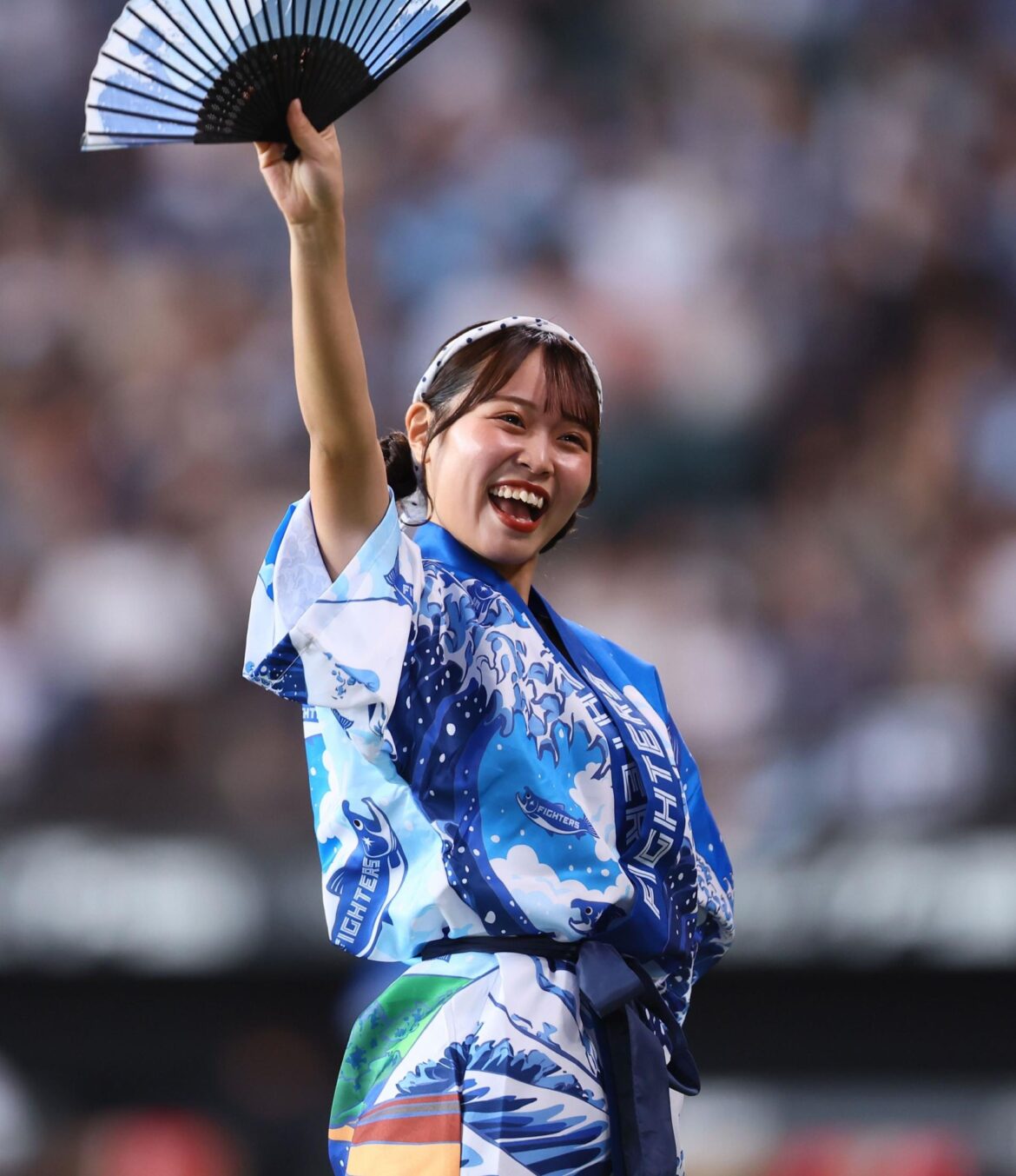 「可愛いやないか！」夏仕様で激カワ大変身のファイターズガールに衝撃 ＳＮＳも沸騰「うわー！やば！！」「最高すぎる」（デイリースポーツ） - Yahoo!ニュース - Yahoo!ニュース