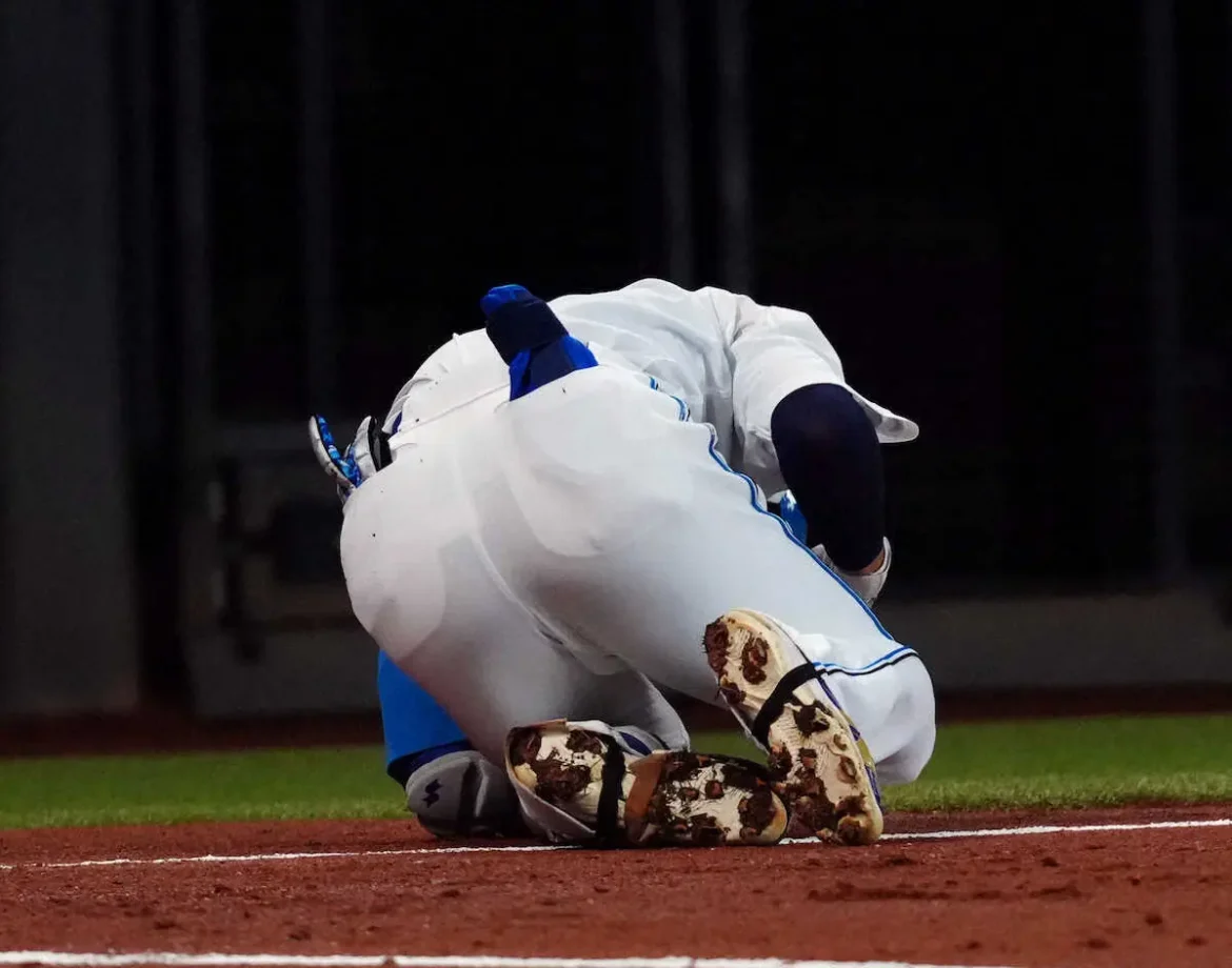 球場騒然　日本ハム・松本剛　右手付近への死球でもん絶、交代…西武・今井の152キロ直球を避けきれず - スポニチ Sponichi Annex 野球