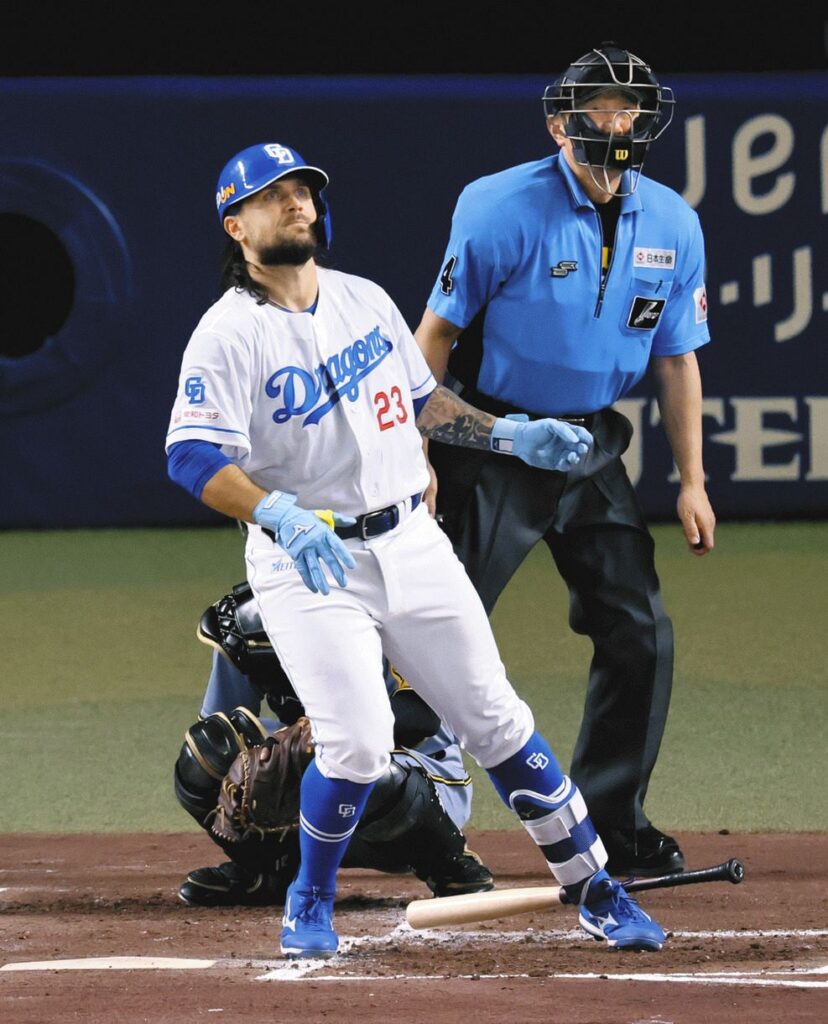 異国のストレスも軽減しあう…“元同僚”中日・チェイビスとボスラーで3安打3打点 成功のカギとなる2人の共闘（中日スポーツ） - Yahoo!ニュース - Yahoo!ニュース