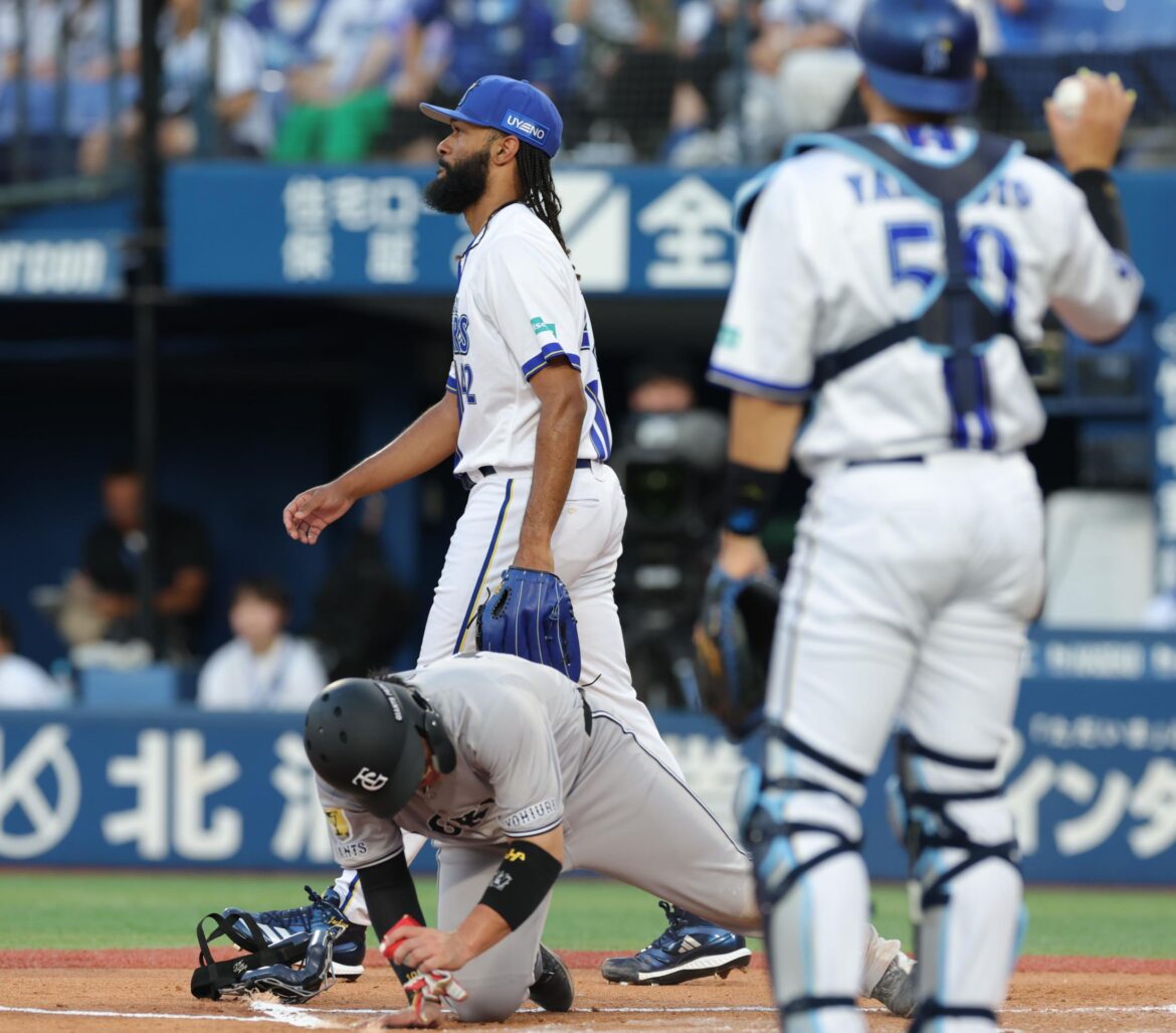 ＤｅＮＡが１２失点大敗 ジャクソンが今季ワースト６失点、味方失策絡む不運も 巨人打線に１８安打浴びる（デイリースポーツ） - Yahoo!ニュース - Yahoo!ニュース