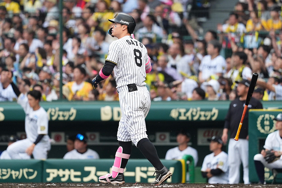 佐藤輝明、自身初の30号 12球団最速到達…“超高弾道”弾で球団生え抜き40年ぶり大台(Full-Count) – Yahoo!ニュース – Yahoo!ニュース 佐藤輝明、自身初の30号 12球団最速到達…“超高弾道”弾で球団生え抜き40年ぶり大台(Full-Count) - Yahoo!ニュース - Yahoo!ニュース