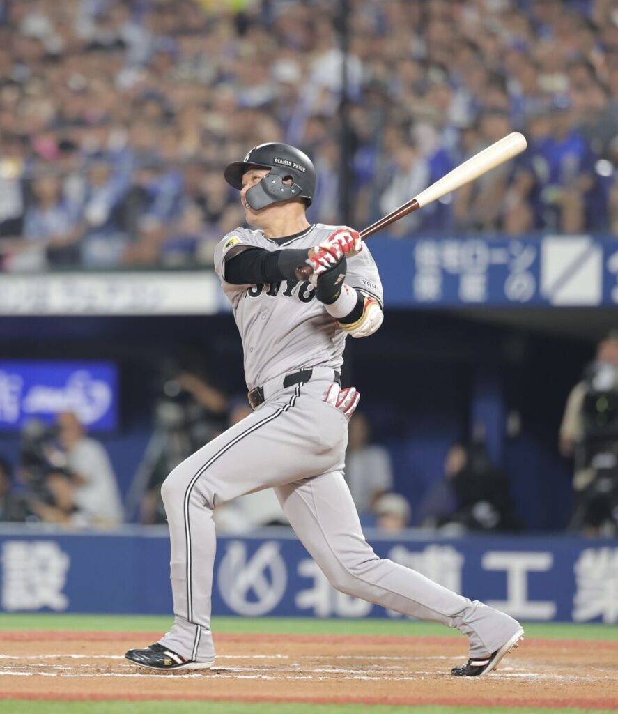 【巨人】６回に逆転！泉口友汰が同点ソロ本塁打 坂本勇人が代打で勝ち越し二塁打「「何とかランナーをかえそうと」（スポーツ報知） - Yahoo!ニュース - Yahoo!ニュース