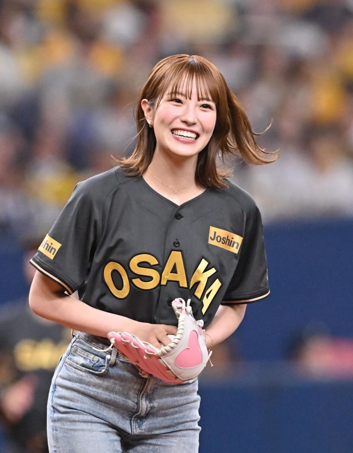 阪神 ＮＭＢ４８の小嶋花梨が始球式 悲願のノーバン達成ならず「アイドルとしての始球式が最後だった。悔しい」グループでは２代目キャプテン（デイリースポーツ） - Yahoo!ニュース - Yahoo!ニュース