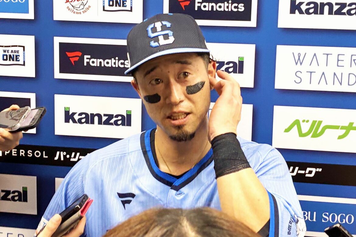 【西武】32歳・外崎修汰 練習時間の多くは外野守備…若手台頭も「まだまだ負けていられない」（東スポWEB） - Yahoo!ニュース - Yahoo!ニュース