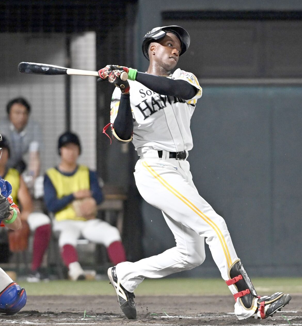 「本人の取り組みがいい結果に」ソフトバンク小久保監督、ファーム月間MVPのイヒネ・イツアを評価 〝短期1軍留学〟が奏功（西スポWEB OTTO！） - Yahoo!ニュース - Yahoo!ニュース