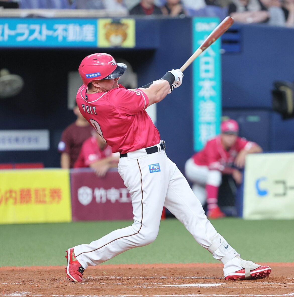【楽天】ＭＬＢ本塁打王が１３試合ぶり一発 ルーク・ボイトが２ラン（スポーツ報知） - Yahoo!ニュース