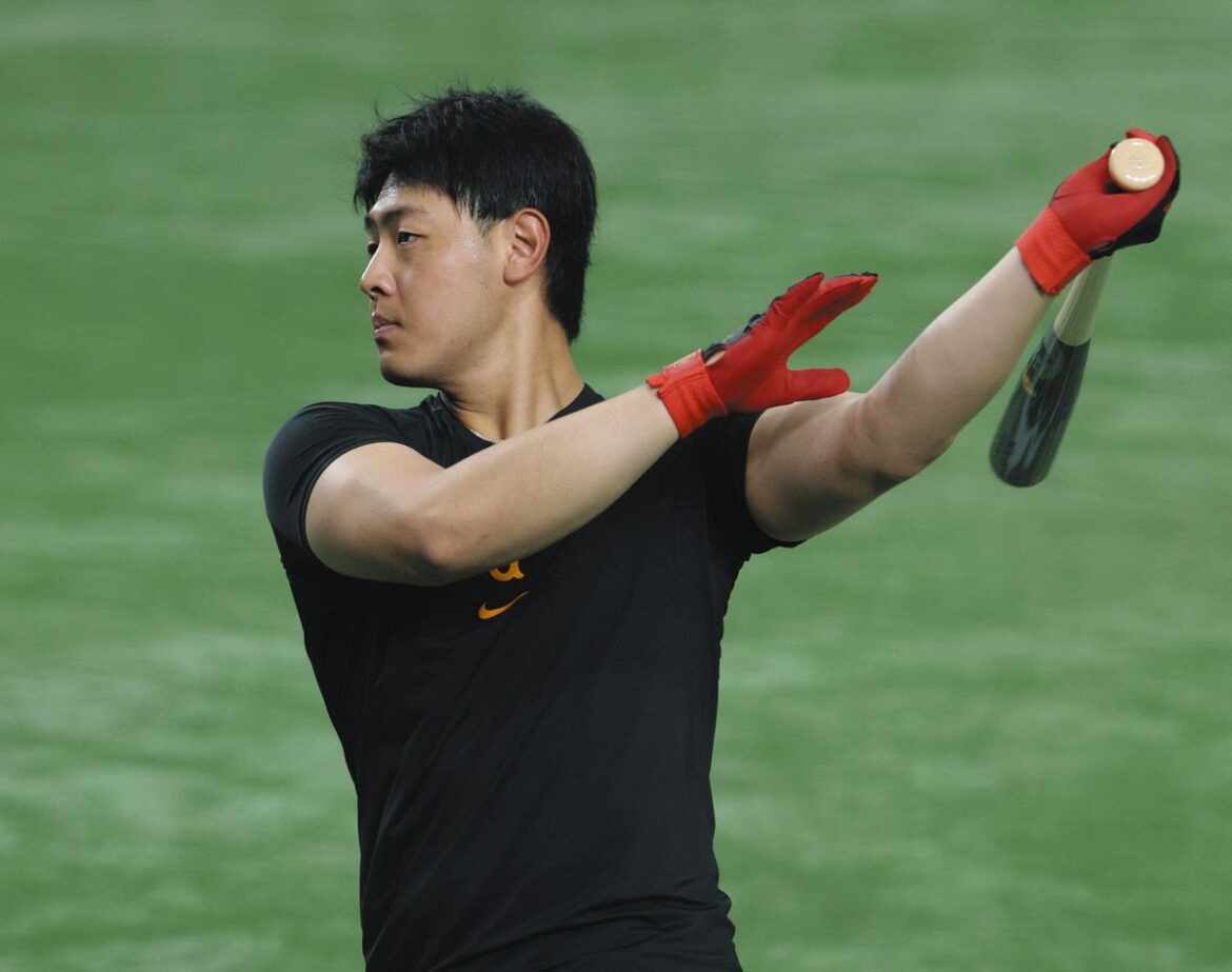 巨人・岡本和真、16日から1軍復帰を阿部監督が明言 2軍で復帰後初の一塁守備＆マルチ安打でGOサイン（中日スポーツ） - Yahoo!ニュース - Yahoo!ニュース