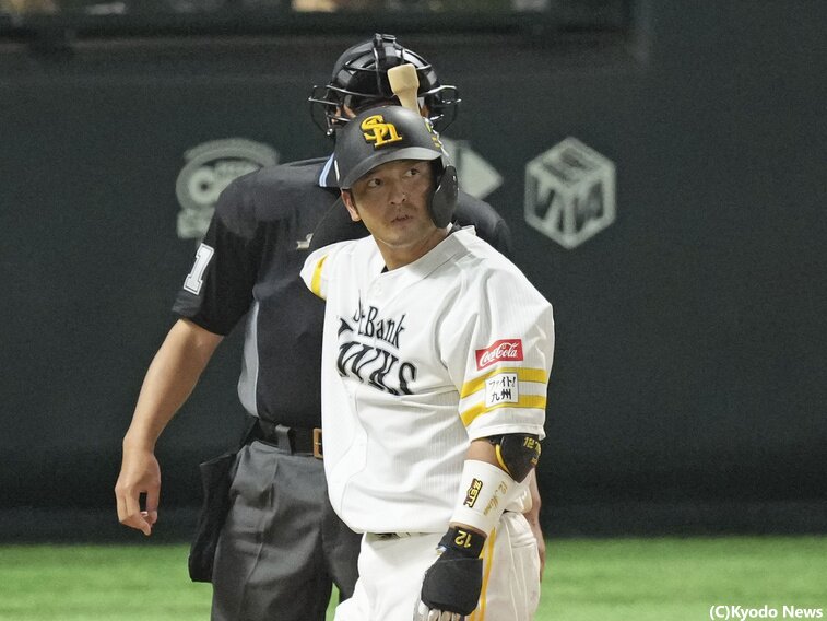 ソフトバンク、嶺井がまさかの走塁死で試合終了…坂口氏「センターの捕球に対して、二塁ベースを回った時にノールックなんですよ」と喝(ベースボールキング) – Yahoo!ニュース – Yahoo!ニュース ソフトバンク、嶺井がまさかの走塁死で試合終了…坂口氏「センターの捕球に対して、二塁ベースを回った時にノールックなんですよ」と喝(ベースボールキング) - Yahoo!ニュース - Yahoo!ニュース