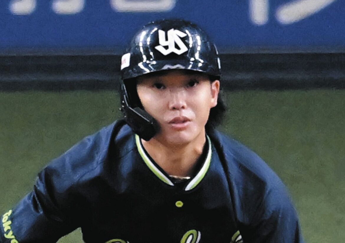 ヤクルト不動の遊撃手・長岡秀樹、プロ6年目で初の三塁守備に「遊撃手で信頼を得られるように」高津監督は「守備固めとかも含めて」と説明(中日スポーツ) – Yahoo!ニュース – Yahoo!ニュース ヤクルト不動の遊撃手・長岡秀樹、プロ6年目で初の三塁守備に「遊撃手で信頼を得られるように」高津監督は「守備固めとかも含めて」と説明(中日スポーツ) - Yahoo!ニュース - Yahoo!ニュース