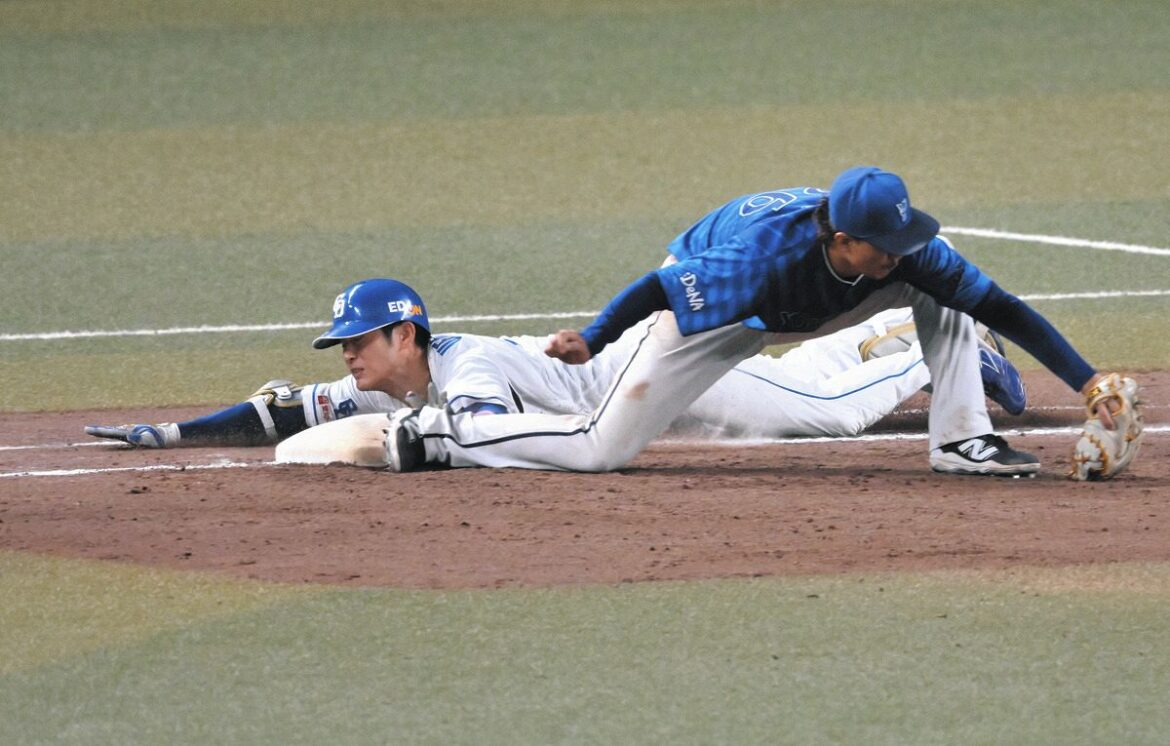 中日・上林誠知、「何か伝われば…」勝利への執念見せた12回セーフティーバントからのヘッスラ 6回には流れ変える14号同点ソロ（中日スポーツ） - Yahoo!ニュース - Yahoo!ニュース