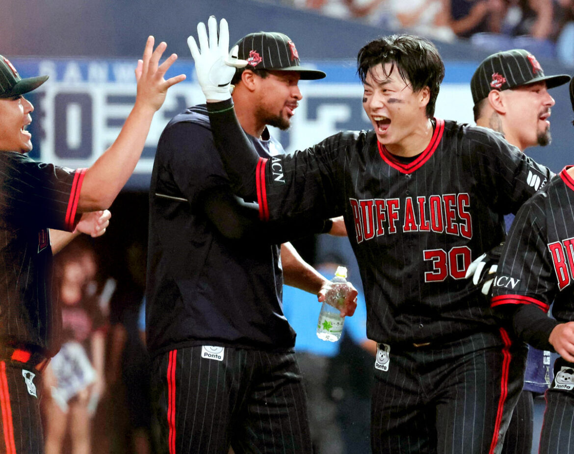 【オリックス】0ー6から太田椋の満塁弾、中川圭太の同点2ラン、広岡大志のサヨナラ弾で大逆転勝ち(スポーツ報知) – Yahoo!ニュース – Yahoo!ニュース 【オリックス】0ー6から太田椋の満塁弾、中川圭太の同点2ラン、広岡大志のサヨナラ弾で大逆転勝ち(スポーツ報知) - Yahoo!ニュース - Yahoo!ニュース