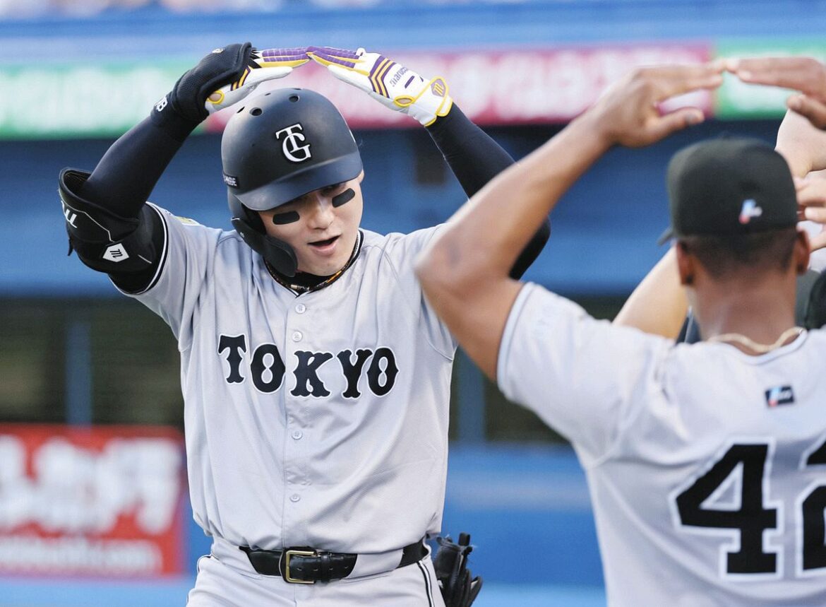 巨人・丸佳浩、ヤクルト捕手・古賀、球審までも一斉に一塁ベンチ方向へ逃走するアクシデント 仕切り直し直後に2戦連発2ラン(中日スポーツ) – Yahoo!ニュース – Yahoo!ニュース 巨人・丸佳浩、ヤクルト捕手・古賀、球審までも一斉に一塁ベンチ方向へ逃走するアクシデント 仕切り直し直後に2戦連発2ラン(中日スポーツ) - Yahoo!ニュース - Yahoo!ニュース