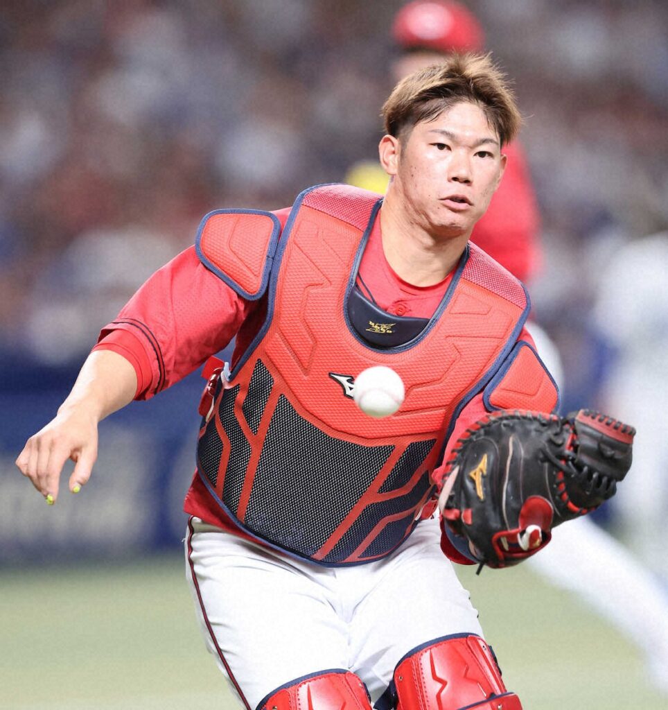 広島・坂倉が場内アナウンスで「板倉（いたくら）」と名前を間違えて呼ばれるハプニング 場内ざわざわ（スポニチアネックス） - Yahoo!ニュース - Yahoo!ニュース