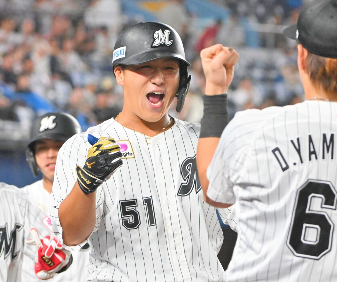 【ロッテ】逆転勝ちで本拠地連敗5で止める 今季初4番・山口が決勝4号3ラン、8月2度目の2戦連発 澤村乱調3四死球も高野脩が好救援（TBS NEWS DIG Powered by JNN）