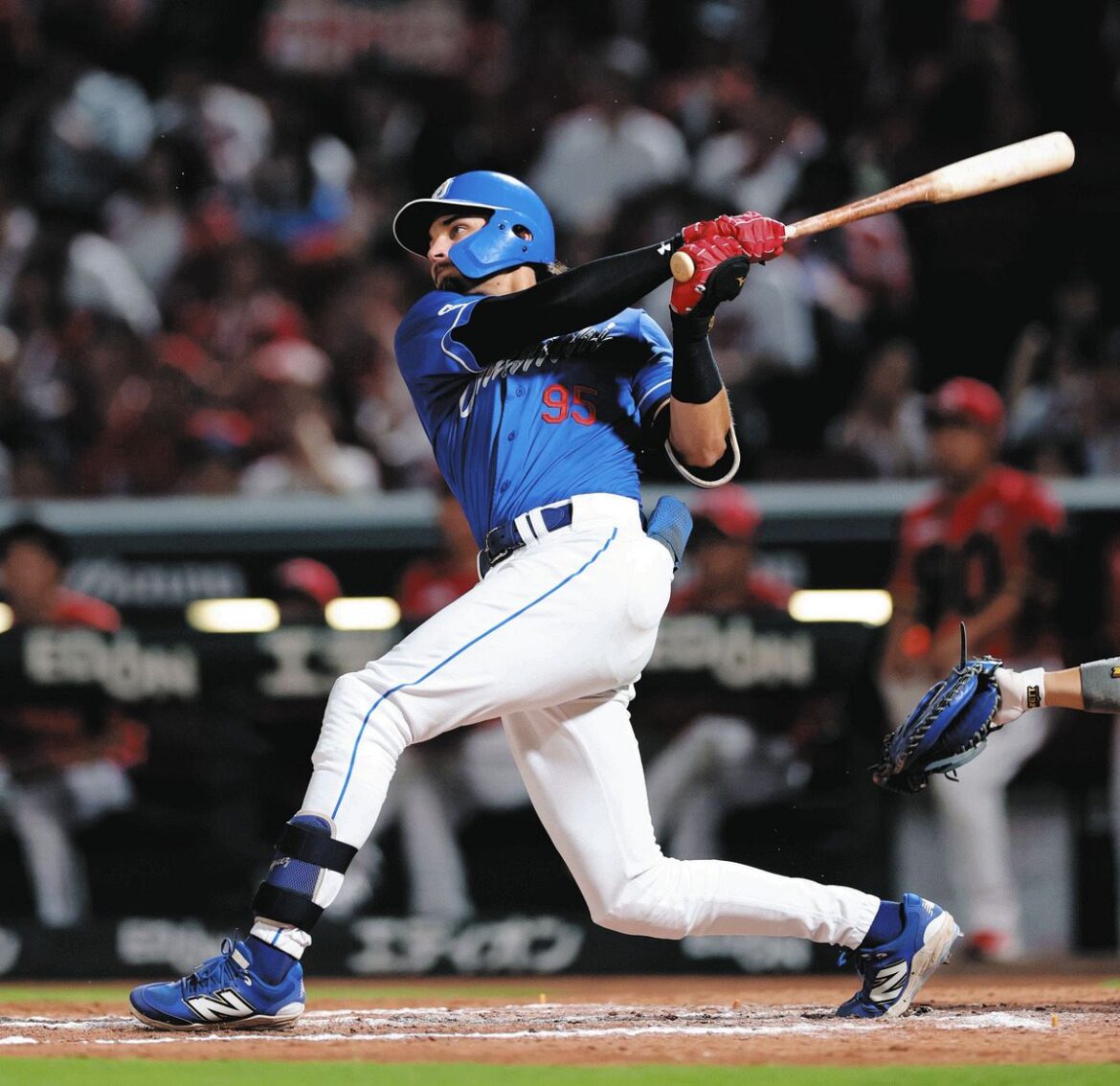 中日、延長11回の死闘制し連勝！11回にロドリゲスが決勝の中前打、石伊雄太がスクイズで2得点（中日スポーツ） - Yahoo!ニュース - Yahoo!ニュース