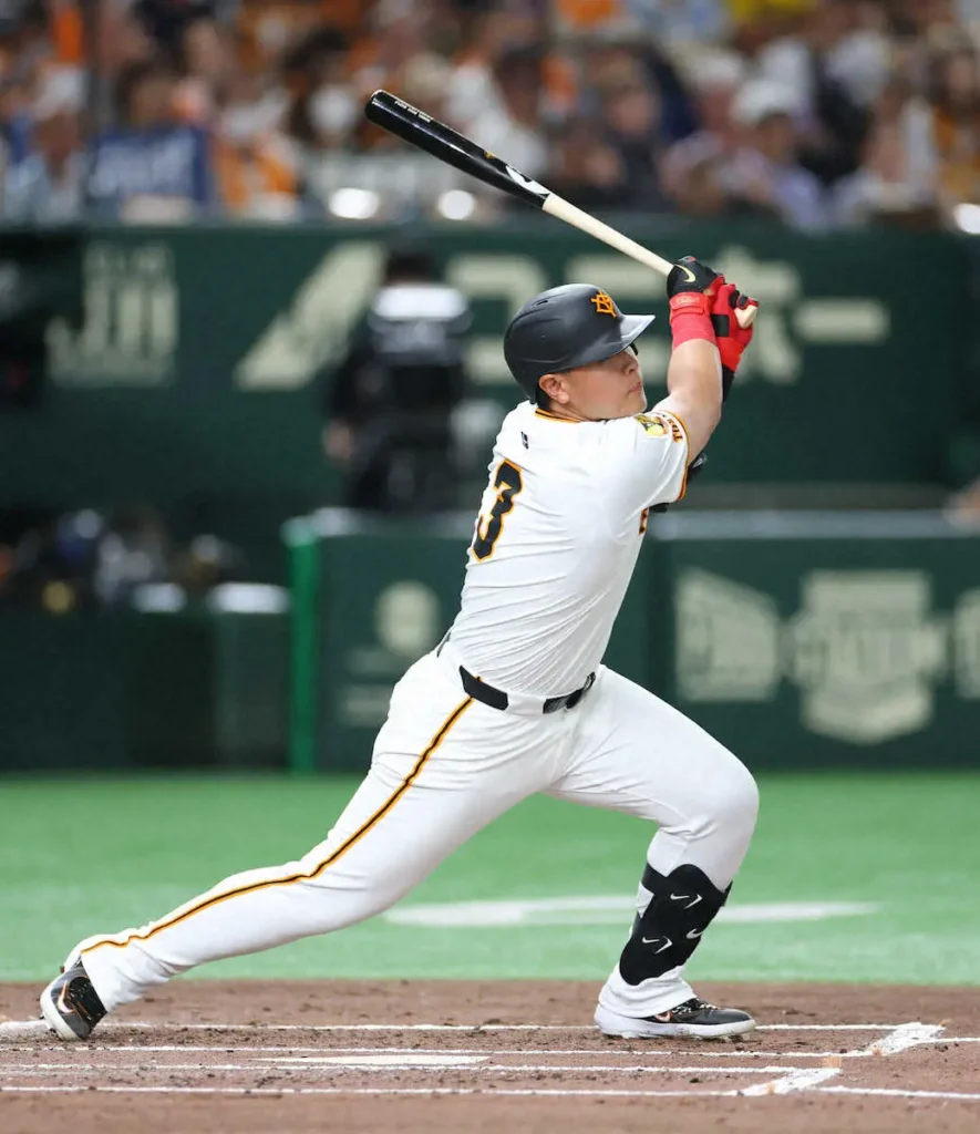 巨人・岡本和真が復帰後初アーチ！　113日ぶり9号ソロ　DeNA戦はカード別最多の今季4本目 - スポニチ Sponichi Annex 野球