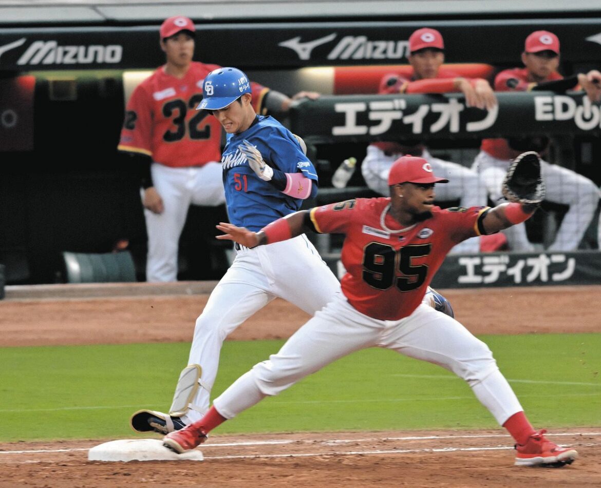 中日・上林誠知に何が…7回の守備から交代、代わった大島洋平は13年ぶりの右翼出場（中日スポーツ） - Yahoo!ニュース - Yahoo!ニュース