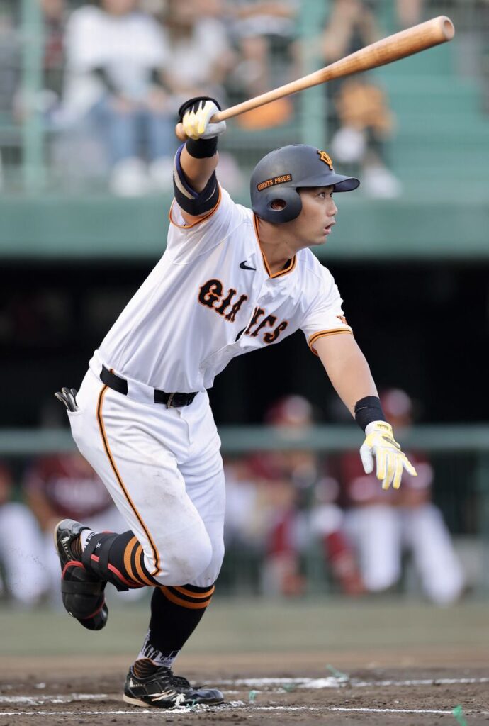 【巨人】三塚琉生が先制二塁打 課題の左投手から…２軍楽天戦（スポーツ報知） - Yahoo!ニュース - Yahoo!ニュース