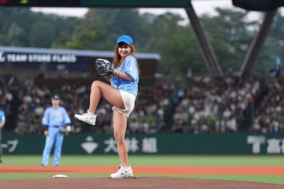 中村あゆみ、ベルーナドームで始球式「ちょっと厳しめですが45点くらいですかね」(サンケイスポーツ) – Yahoo!ニュース – Yahoo!ニュース 中村あゆみ、ベルーナドームで始球式「ちょっと厳しめですが45点くらいですかね」(サンケイスポーツ) - Yahoo!ニュース - Yahoo!ニュース