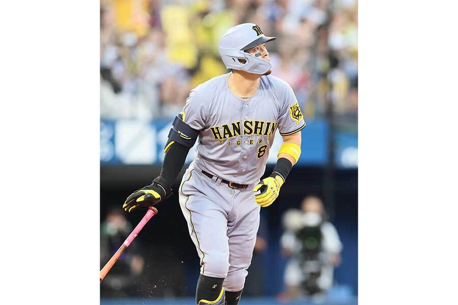 「モノがちゃいますな」佐藤輝明の豪快弾に投手も唖然 あまりの飛距離にX驚き「息止まった」(THE ANSWER) – Yahoo!ニュース – Yahoo!ニュース 「モノがちゃいますな」佐藤輝明の豪快弾に投手も唖然 あまりの飛距離にX驚き「息止まった」(THE ANSWER) - Yahoo!ニュース - Yahoo!ニュース