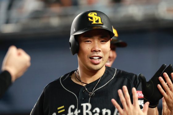 鷹・近藤健介にアクシデントか…4回の守備から途中交代 第2打席では8号2ランも | Full-Count 鷹・近藤健介にアクシデントか…4回の守備から途中交代 第2打席では8号2ランも | Full-Count