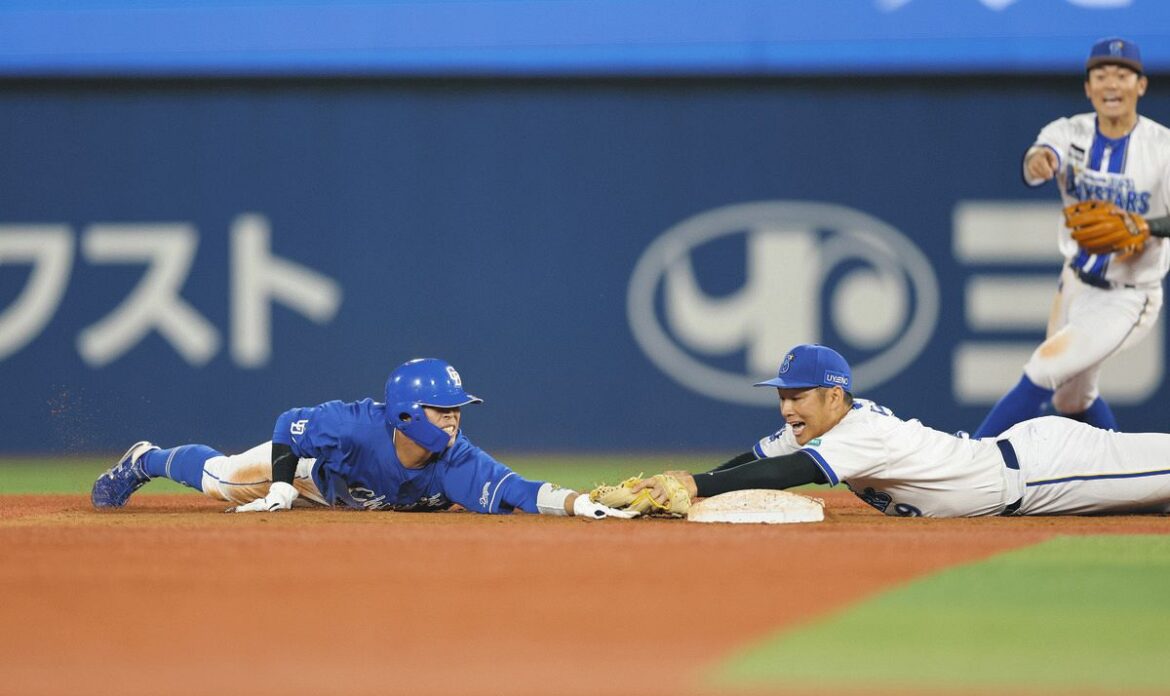 中日・樋口正修、痛恨の盗塁死…二塁にヘッドスライディング→セーフ判定も勢い余ってベースから離れたところをタッチとリクエスト→リプレー検証でアウトに（中日スポーツ） - Yahoo!ニュース - Yahoo!ニュース