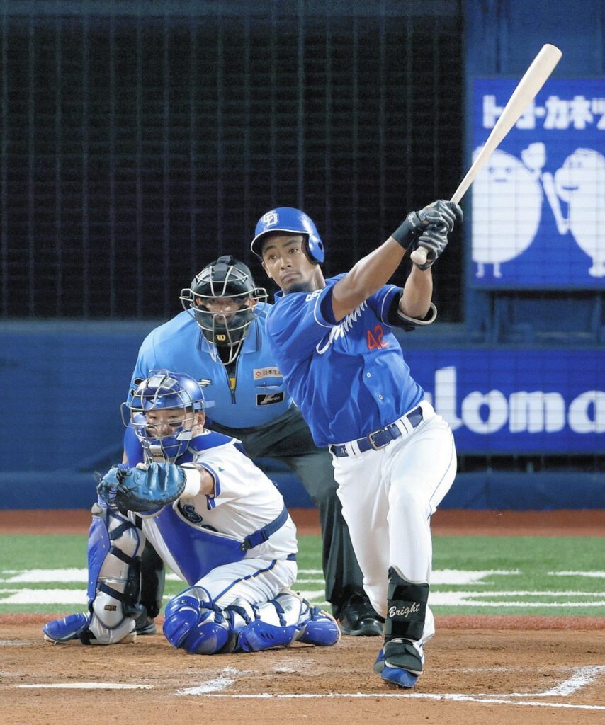 中日、4連勝で3位と0.5ゲーム差…延長11回に代打ブライトが決勝3点打、加藤匠が追撃打、2位・巨人とも3ゲーム差に（中日スポーツ） - Yahoo!ニュース