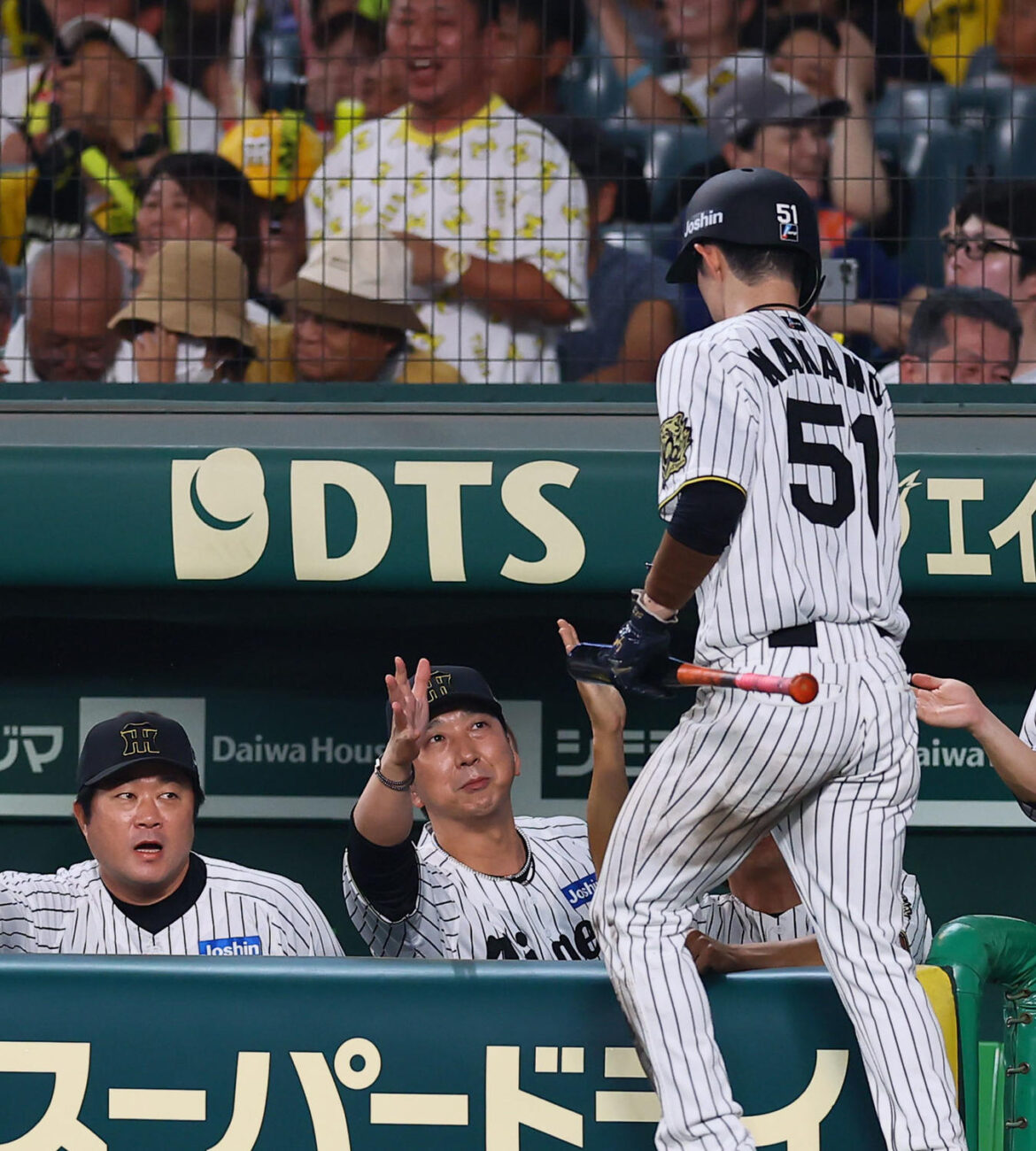 【阪神】足も使い勝ち越し スタート切っていた中野が左前打で一塁→三塁 佐藤輝明3戦連続打点(日刊スポーツ) – Yahoo!ニュース – Yahoo!ニュース 【阪神】足も使い勝ち越し スタート切っていた中野が左前打で一塁→三塁 佐藤輝明3戦連続打点(日刊スポーツ) - Yahoo!ニュース - Yahoo!ニュース