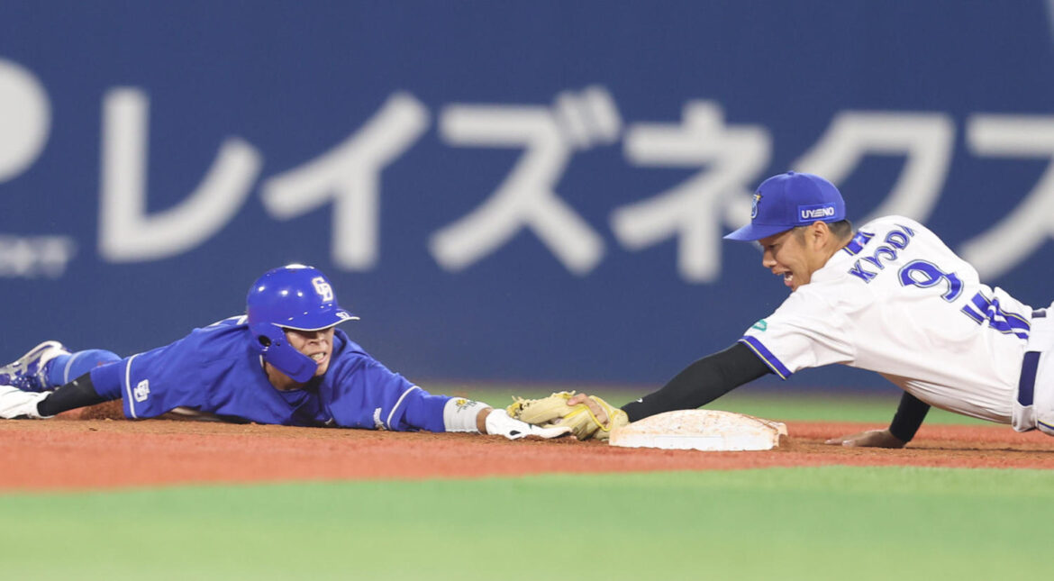 【DeNA】京田陽太が“神タッチ”で３試合連続失点中の入江を救う ベース離れた隙を見逃さず（日刊スポーツ） - Yahoo!ニュース - Yahoo!ニュース