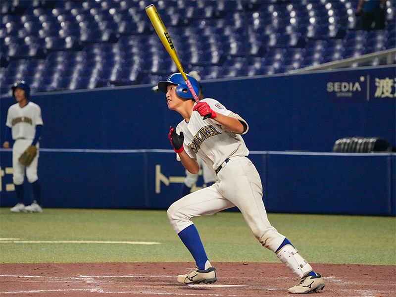 6回表2死満塁、山﨑選手のタイムリー同点に追いつく
