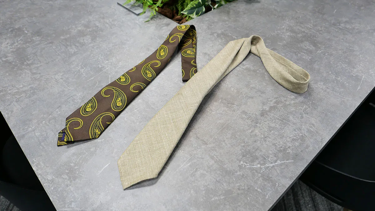 La corbata de GG Sato ©PLM