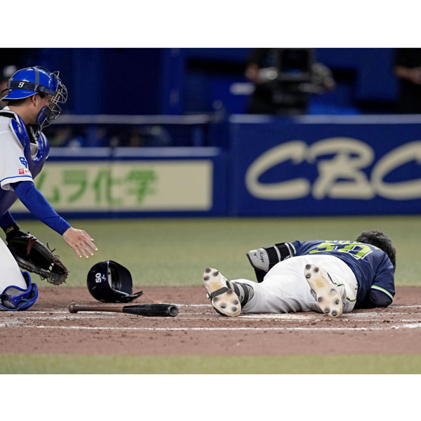 中日もうDeNA藤浪を責められない皮肉…仲地礼亜が頭部危険球で“ブーメラン”な一発退場|日刊ゲンダイDIGITAL – 日刊ゲンダイDIGITAL 中日もうDeNA藤浪を責められない皮肉…仲地礼亜が頭部危険球で“ブーメラン”な一発退場|日刊ゲンダイDIGITAL - 日刊ゲンダイDIGITAL