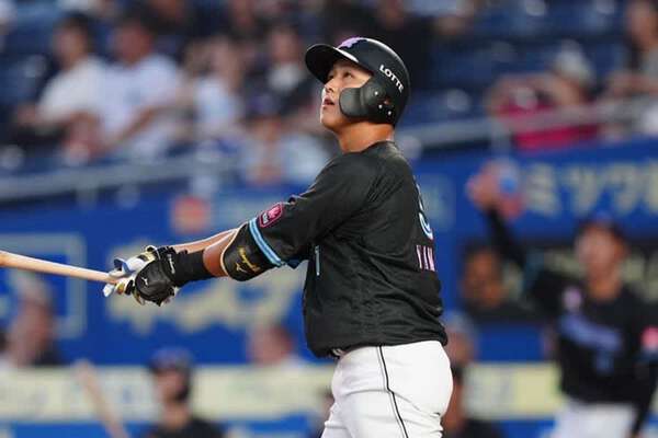4打席連続本塁打→11打数1安打 ロッテ・山口航輝の課題…OB捕手の劇弾分析と評価 – au Webポータル 4打席連続本塁打→11打数1安打 ロッテ・山口航輝の課題…OB捕手の劇弾分析と評価 - au Webポータル