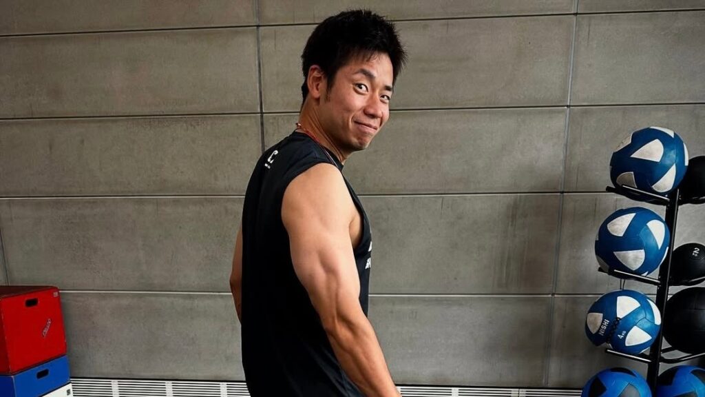 「必ずマウンドに上がります」巨人・近藤大亮、リハビリに励む近況投稿に応援の声殺到！ | 話題の投稿 | スポーツブル (スポブル)