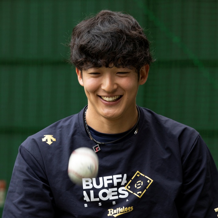 画像: 「関西弁はうつりやすい。高校は福井なんですけど関西人も多くて。高校で3年、オリックスで8年、12年間触れてきたんです」。地元の自慢は温泉