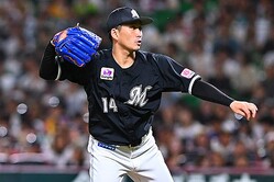 5勝目をあげたロッテ・小島和哉【写真:古川剛伊】