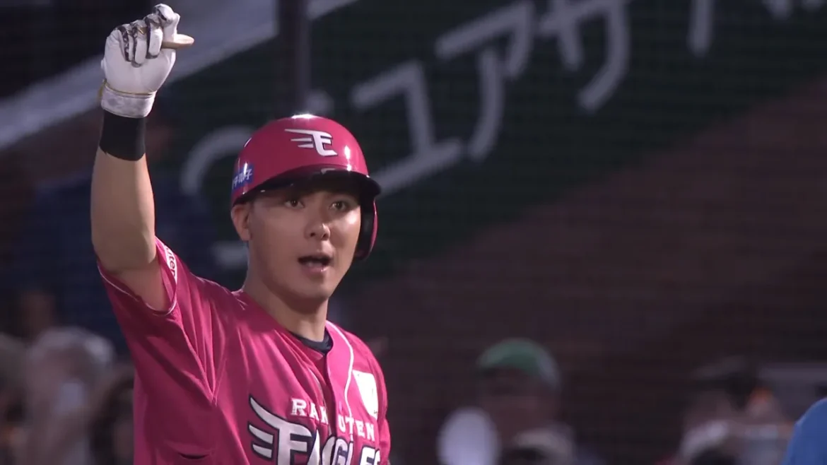 Tohoku Rakuten Golden Eagles player Itsuki Murabayashi © Pacific League TV