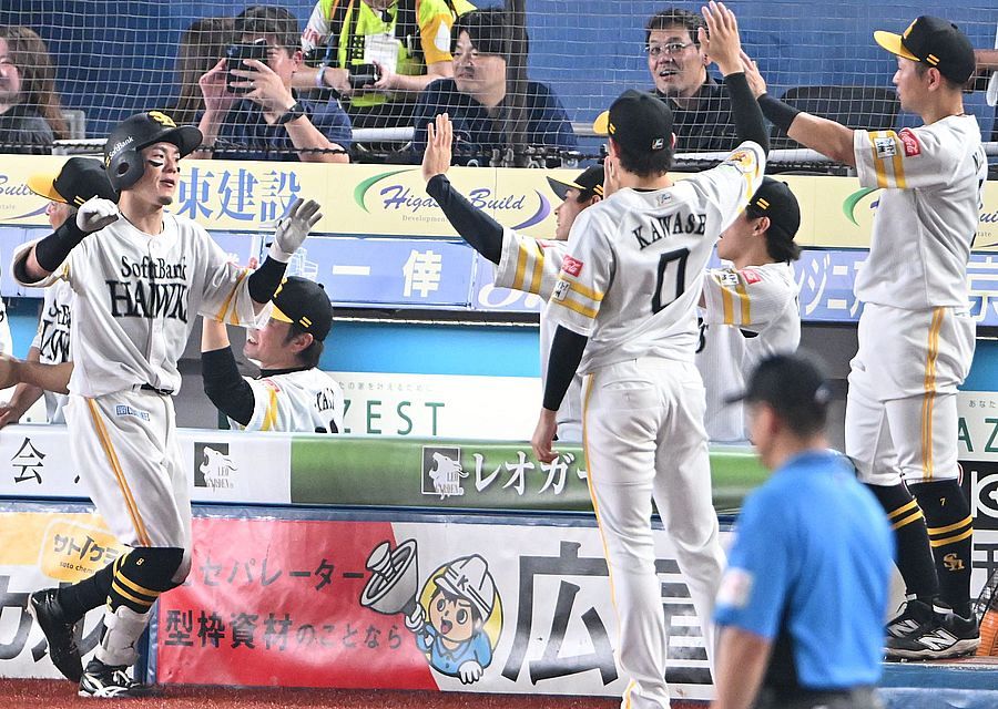 ソフトバンク、今季最多17安打12得点の大勝で首位キープ ゲーム差なしの日本ハムがデーゲームで西武に勝利も譲らず:「おっ!」でつながる地元密着のスポーツ応援メディア 西スポWEB OTTO! – 西スポWEB OTTO! ソフトバンク、今季最多17安打12得点の大勝で首位キープ ゲーム差なしの日本ハムがデーゲームで西武に勝利も譲らず:「おっ!」でつながる地元密着のスポーツ応援メディア 西スポWEB OTTO! - 西スポWEB OTTO!