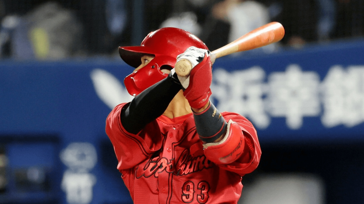 4年目前川誠太、プロ初安打・初打点の記念ボール「親に渡したい」 8月7日DeNA戦 - 中国新聞デジタル