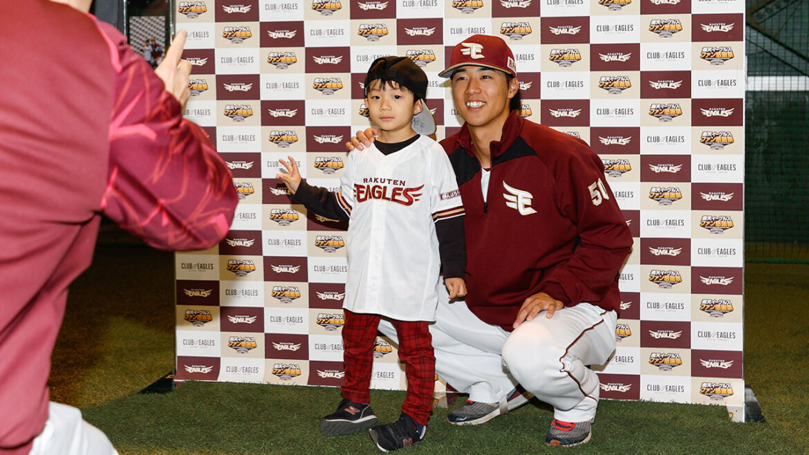 【8/1(金)～20(水)23:59まで】8/27(水)秋田ホーム試合開催記念!楽天モバイルご契約で選手との2ショット撮影会などが当たる!楽天モバイルご契約者様限定キャンペーン - 東北楽天ゴールデンイーグルス - 東北楽天ゴールデンイーグルス