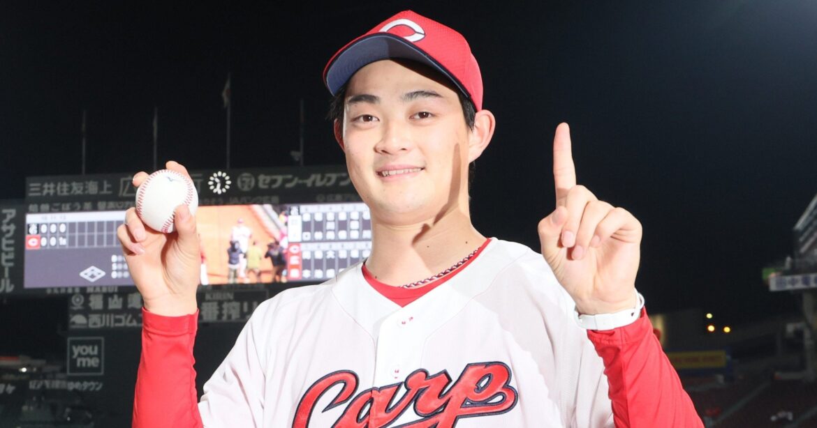 「極限まで軽くして、みんなの半分くらいの重さで…」カープのドラ3・岡本駿が体力不足を克服して掴んだ投手転向5年目のやり甲斐 - プロ野球 - Number Web
