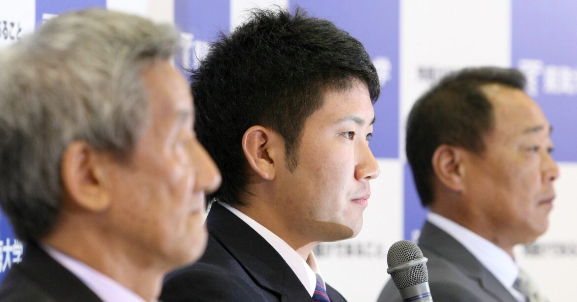 「いいか、これが大人のケンカだぞ」原辰徳が電話口で…“菅野智之を日本ハムが強行指名”ドラフト裏話「止めてくださいよ…」巨人スカウトの怒り - ドラフト会議 | プロ野球 - Number Web