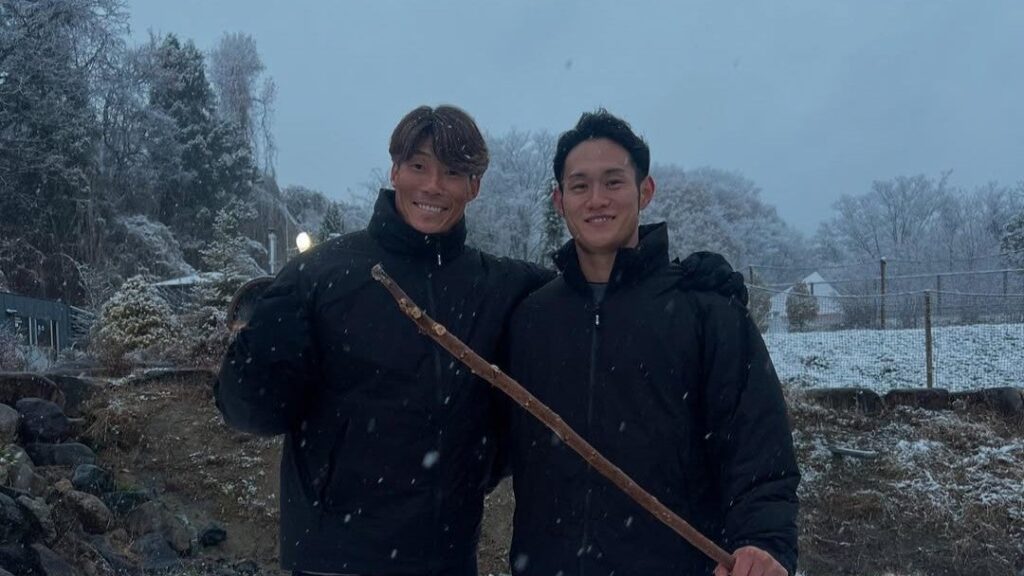 “真冬のオフショット”が話題…元プロ野球選手が見せた雪中での素振りシーン | 話題の投稿 | スポーツブル (スポブル)