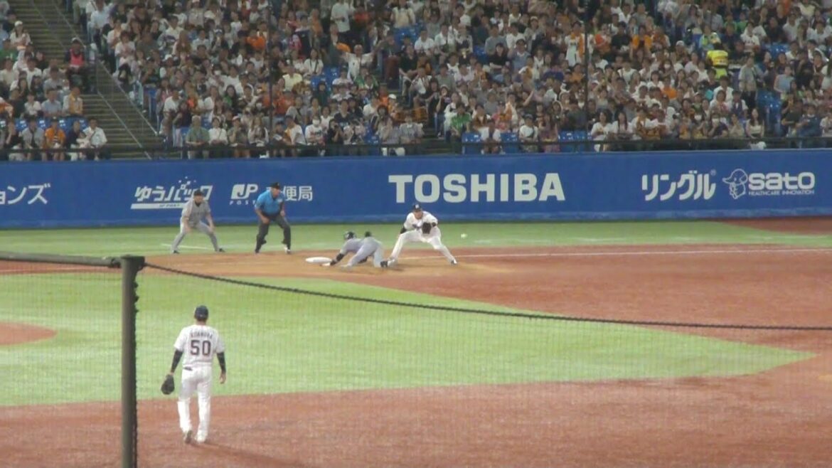 巨人 丸佳浩 サイクル安打達成 第4打席のスリーベースヒット　NPB史上72人目　ヤクルト vs 巨人　2025年8月19日(火)　神宮球場