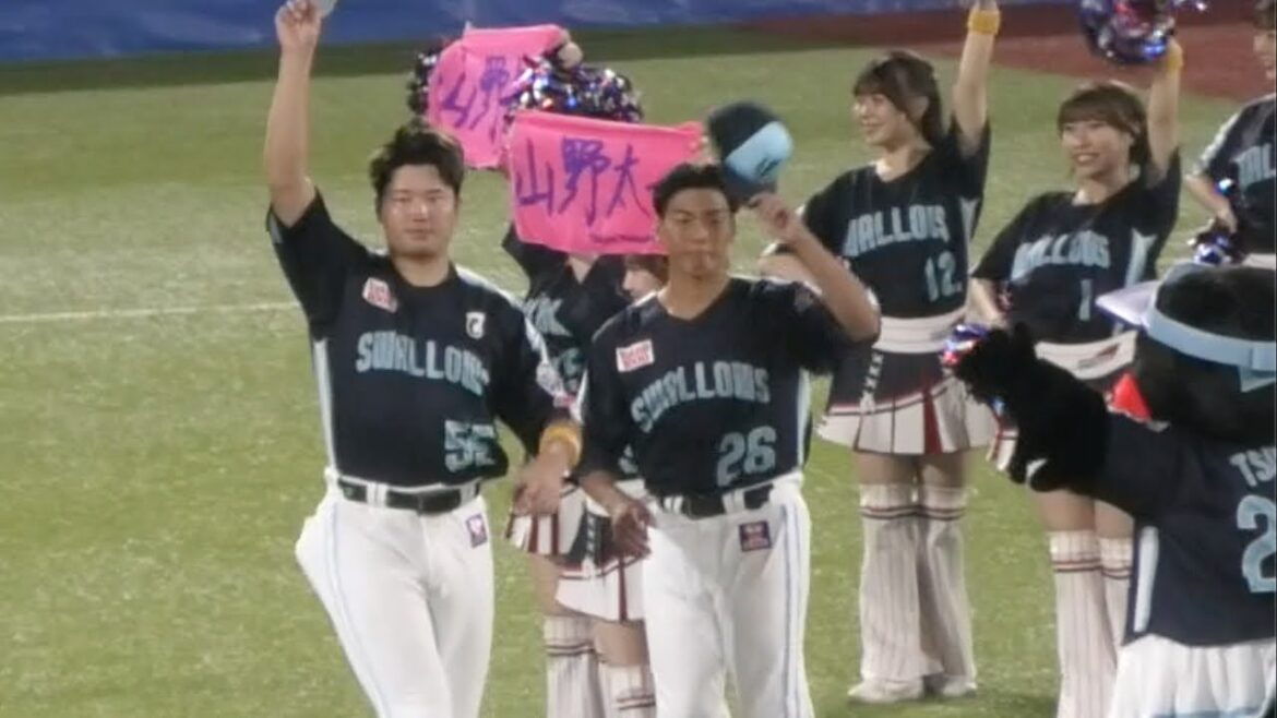 村上宗隆＆山野太一、勝利の報告に来る