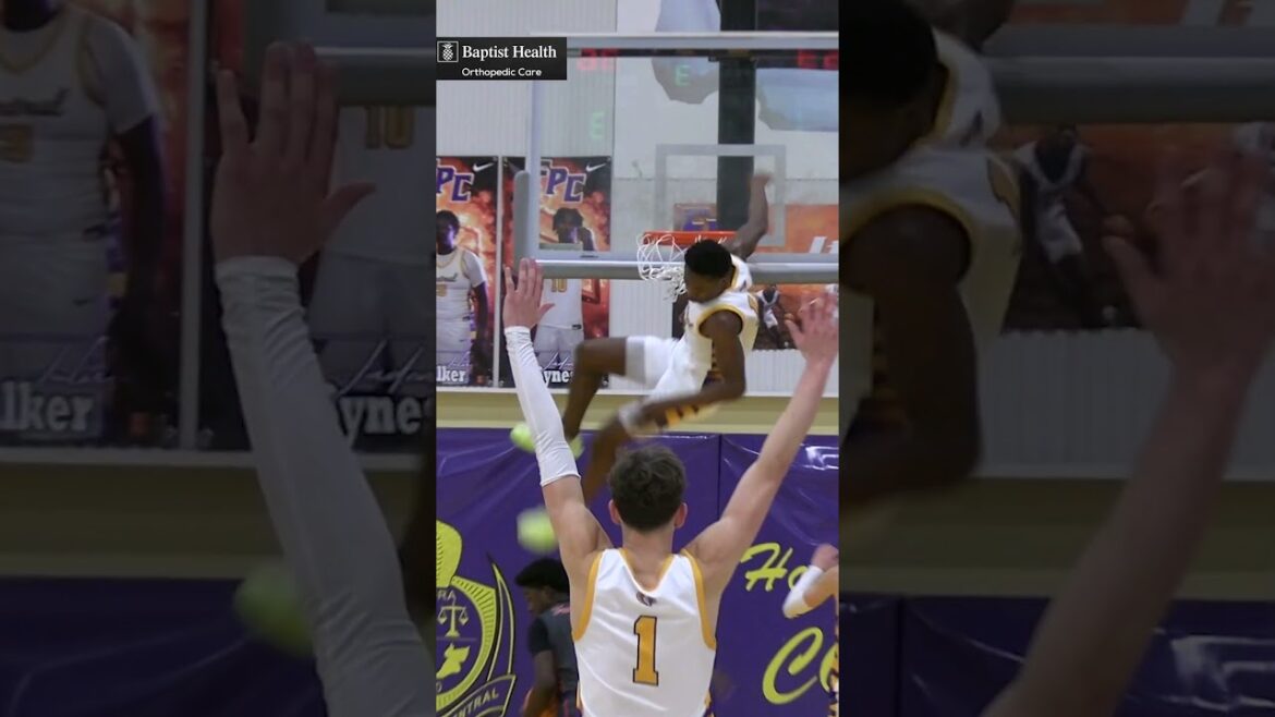 UNSTOPABLE!! Joseph Gayle '25 guard dropped 32 in a win