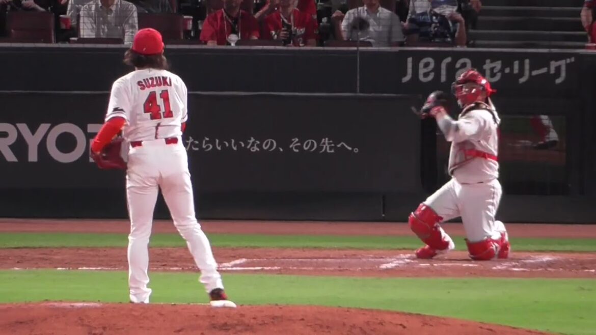 2025年9月2日 広島東洋・鈴木 健矢 投手の準備投球（イニング中外）