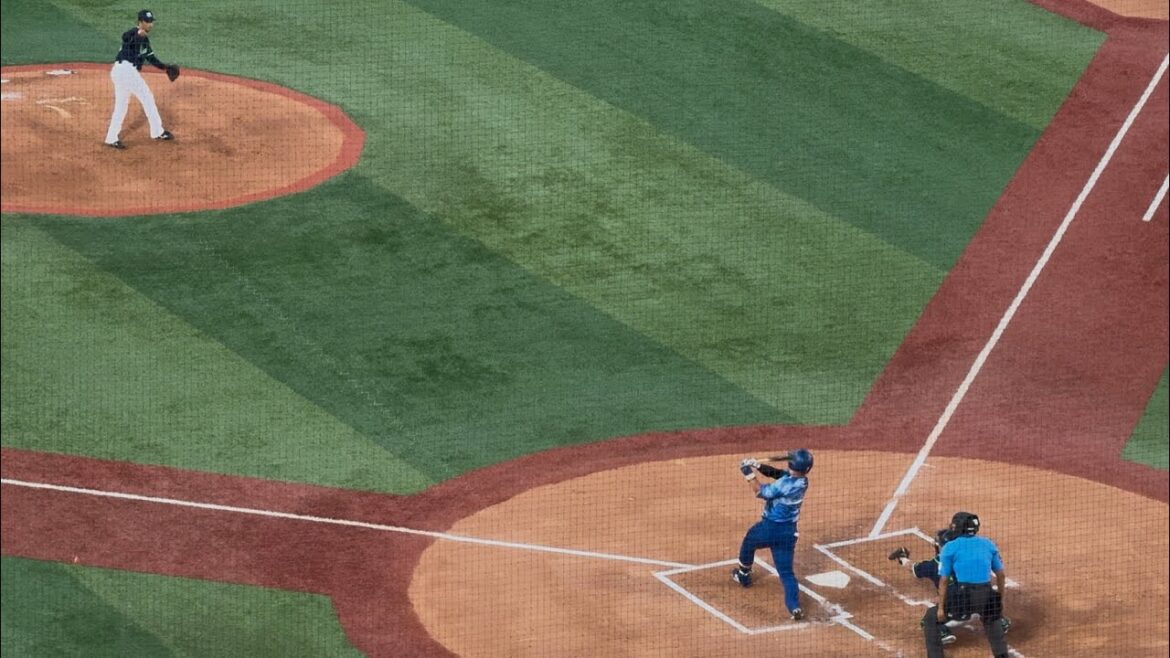 牧秀悟16号3ラン本塁打2025年7月31日横浜DeNAベイスターズ中村優斗東京ヤクルトスワローズ