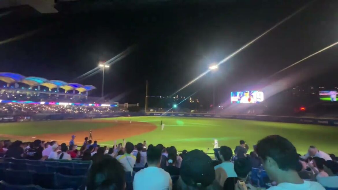 8/22 富邦悍將終結者 19張奕 登場燈光秀