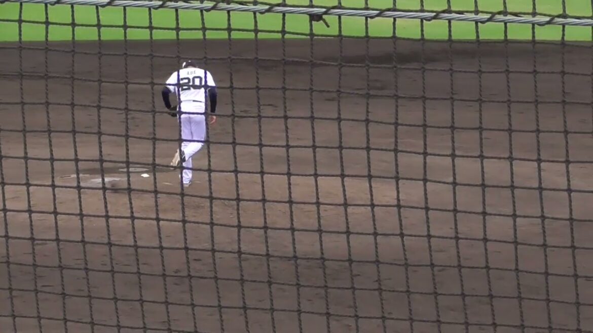 2025年9月4日 ウエスタンリーグ・オリックスーくふうハヤテ 博志(鈴木 博志) 投手の準備投球（イニング中外）